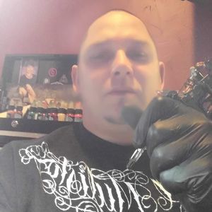 Meet your Posher, Rum